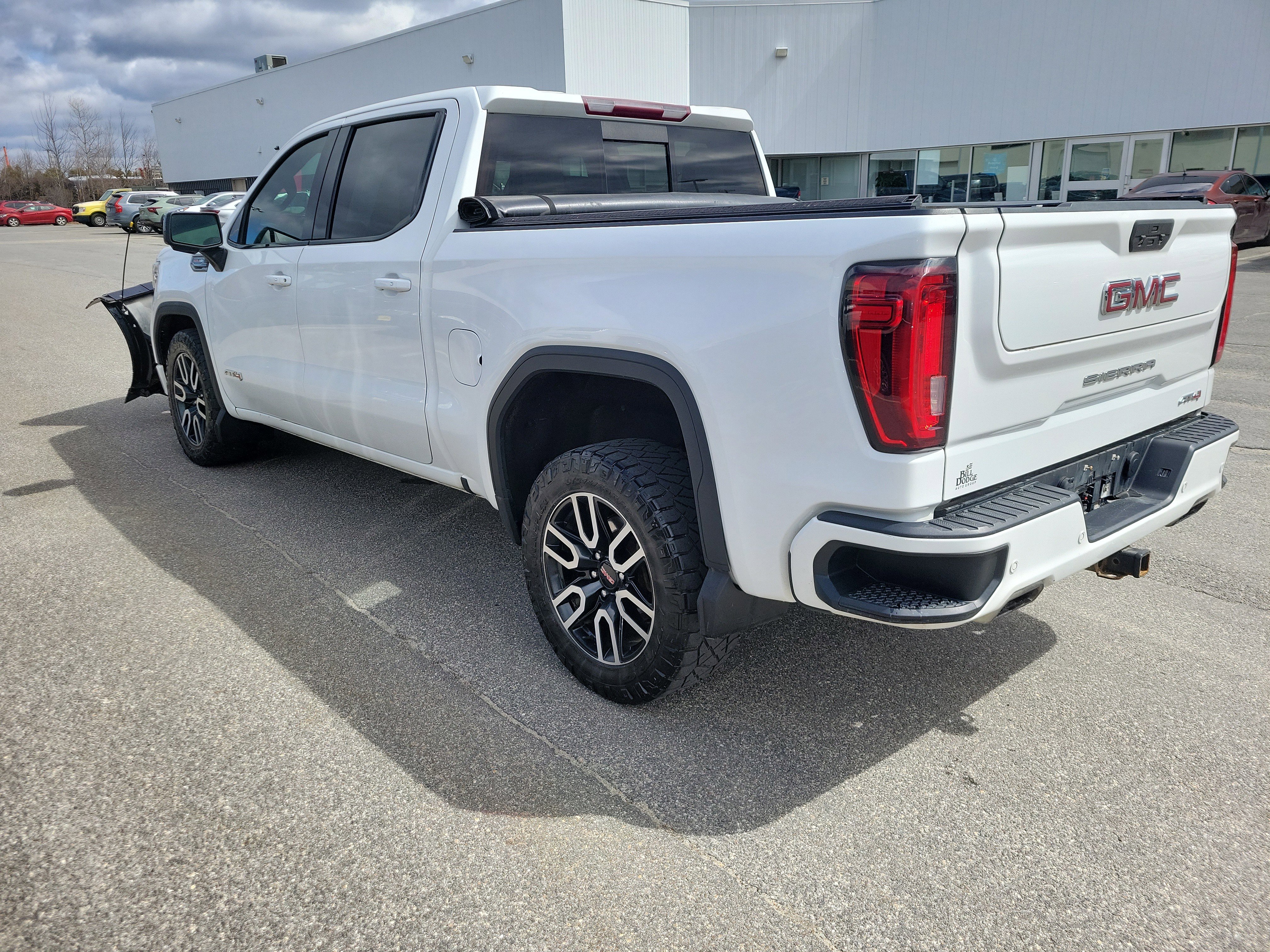 Used 2020 GMC Sierra 1500 AT4 w/ AT4 Preferred Package AWD/4WD image 7