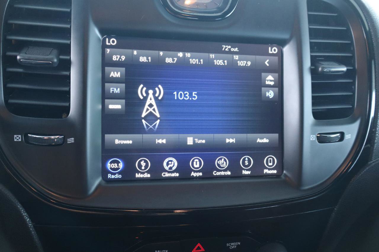 Used 2018 Chrysler 300 S w/ Beats Audio Group RWD image 22