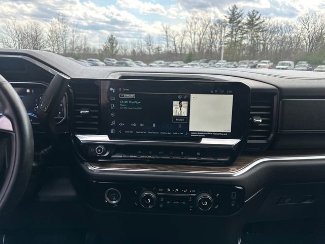 Used 2023 Chevrolet Silverado 1500 LT AWD/4WD image 23