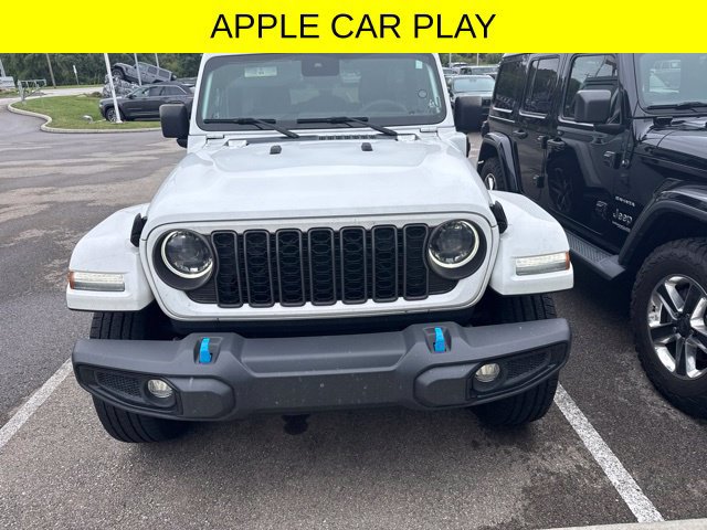 Used 2024 Jeep Wrangler Unlimited w/ Convenience Group AWD/4WD image 2
