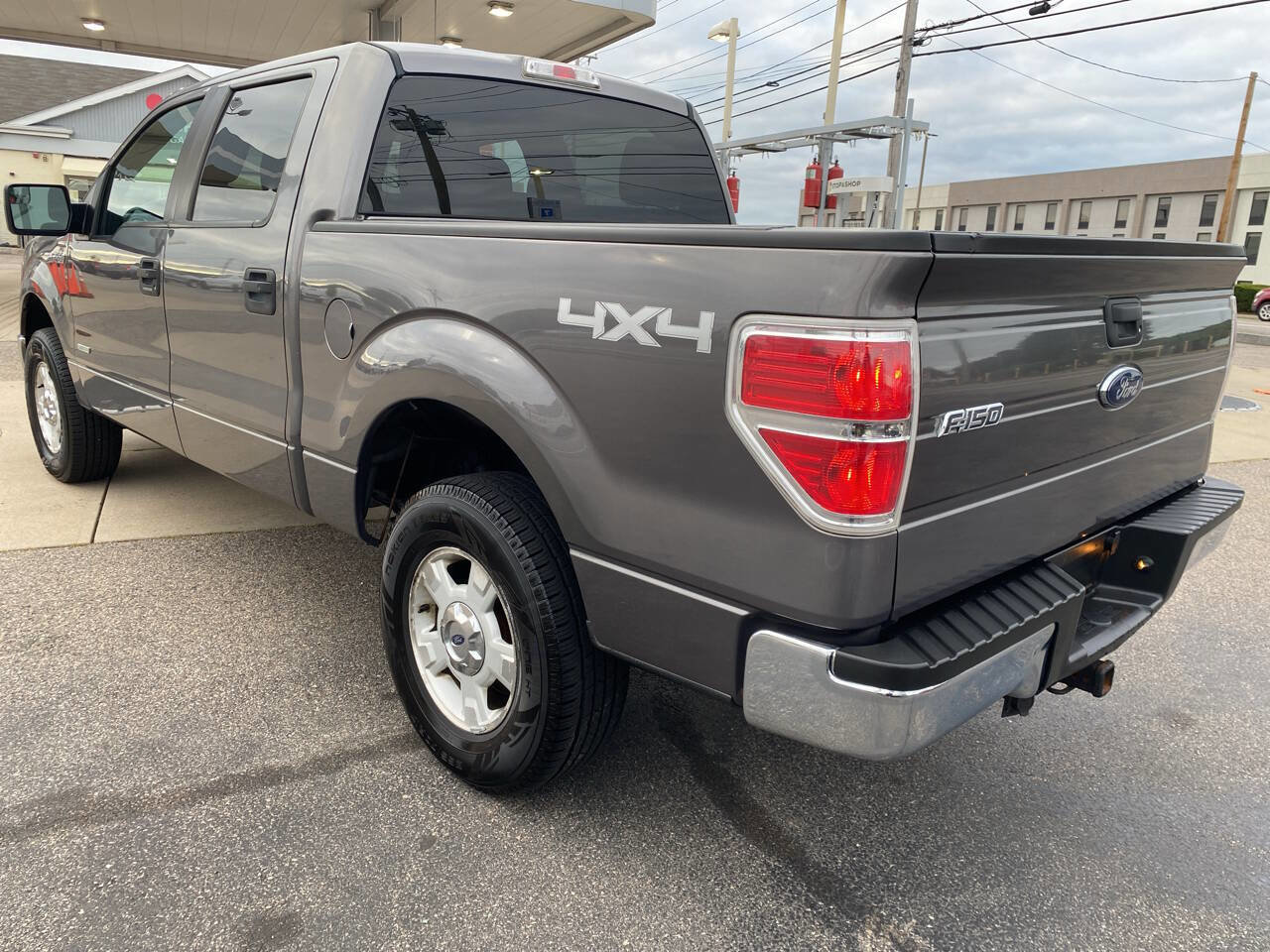 Used 2014 Ford F150 XLT image 3