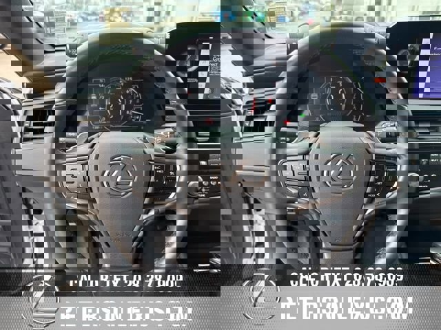 Used 2024 Lexus ES 350 w/ Accessory Package (Z2) image 24