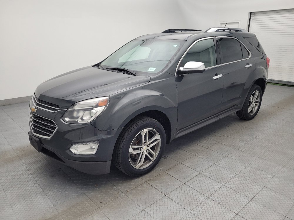 Used 2017 Chevrolet Equinox Premier w/ Enhanced Convenience Package FWD image 2