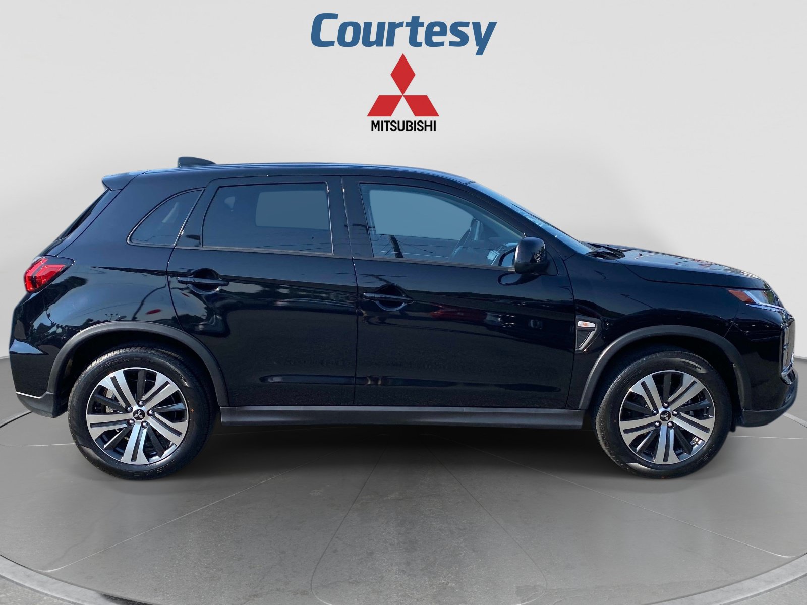 Used 2026 Mitsubishi Outlander Sport AWD image 8