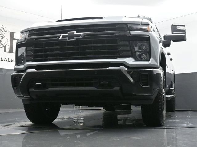 New 2025 Chevrolet Silverado 2500 Custom w/ Custom Value Package image 4