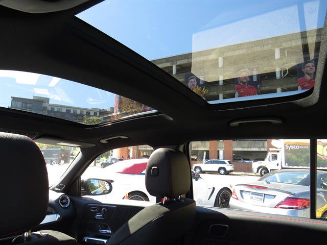 Used 2025 Mercedes-Benz GLB 35 AMG 4MATIC image 23