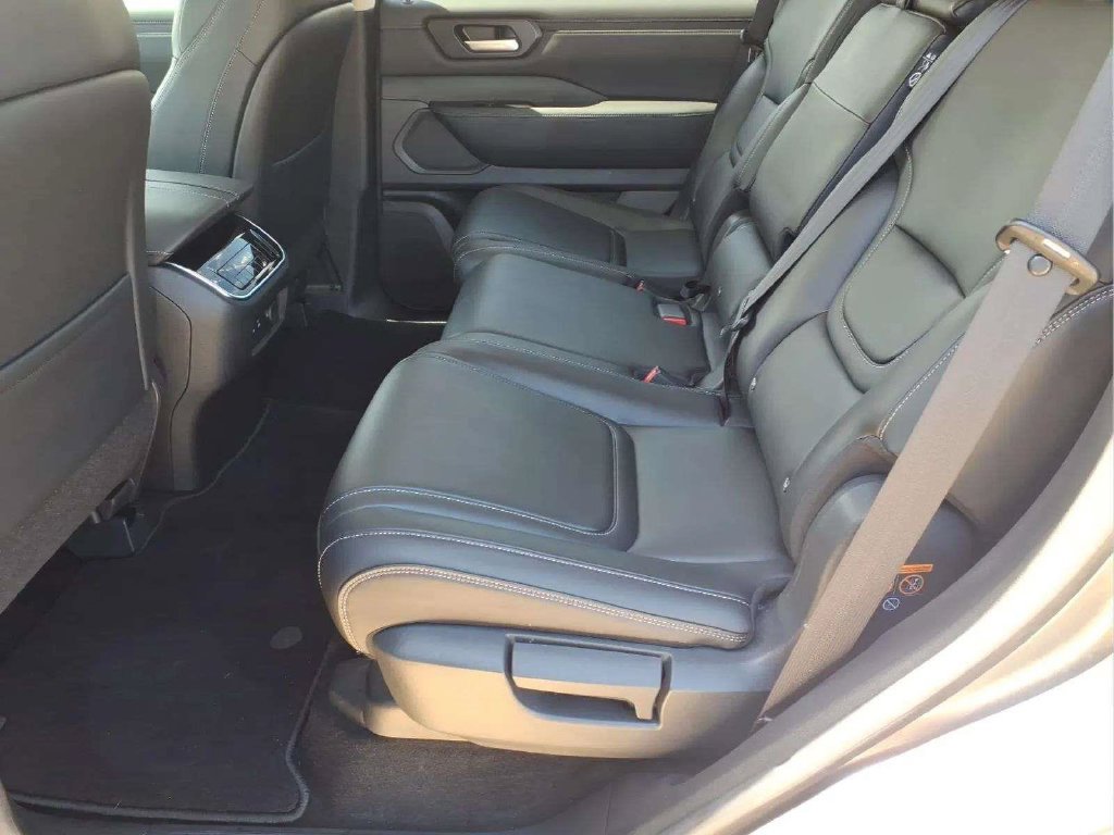 Certified 2026 Nissan Armada SV RWD image 14