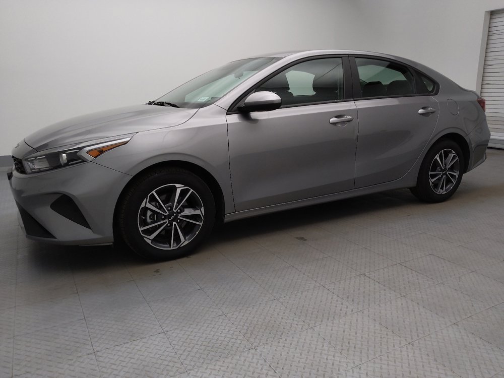 Used 2024 Kia Forte LXS image 2