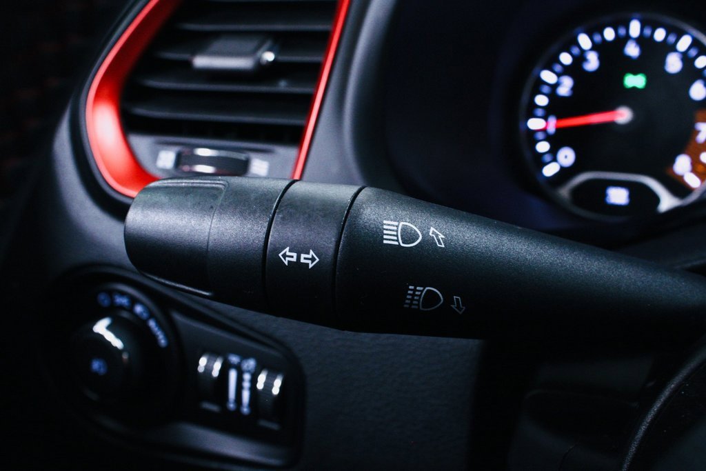 Used 2023 Jeep Renegade Trailhawk image 22