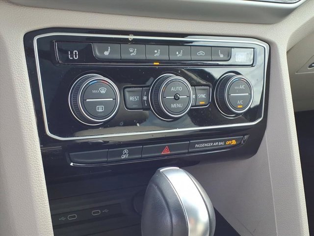 Used 2022 Volkswagen Atlas SE image 14