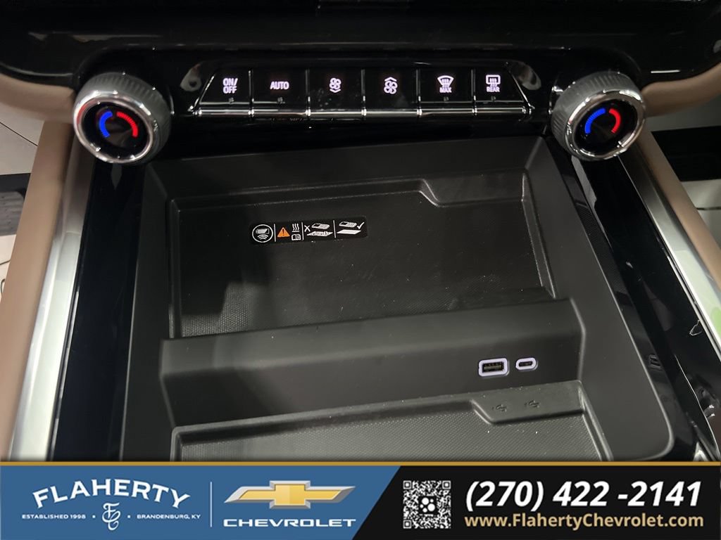 New 2026 Chevrolet Suburban High Country AWD/4WD image 31