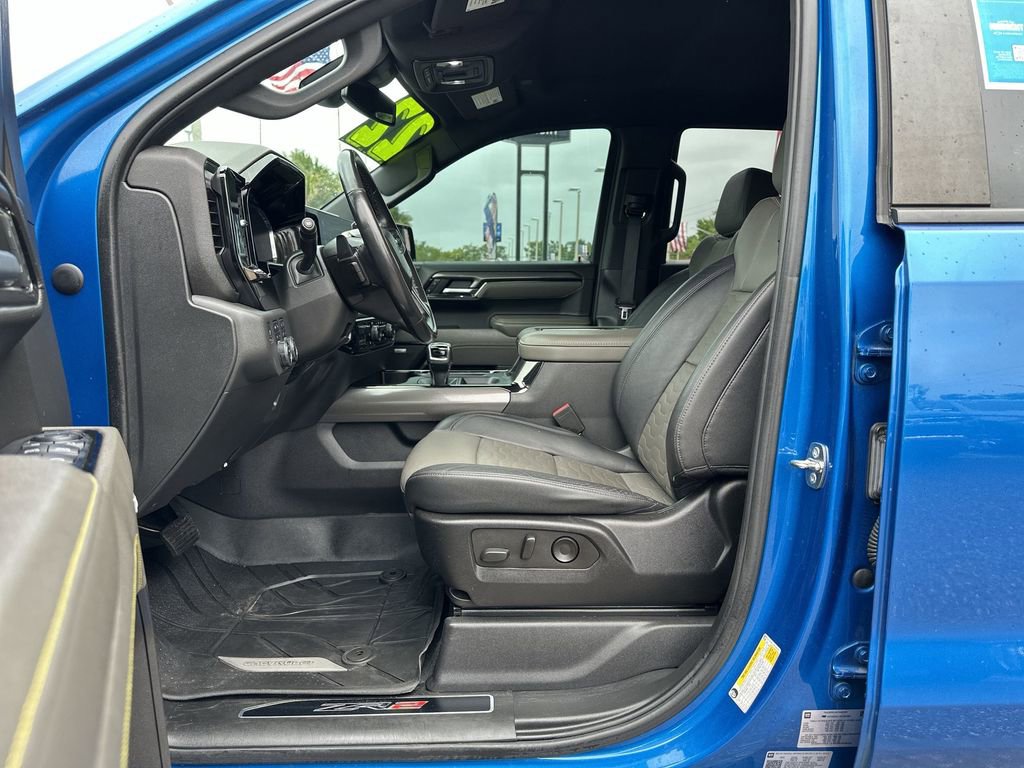 Used 2022 Chevrolet Silverado 1500 ZR2 AWD/4WD image 19