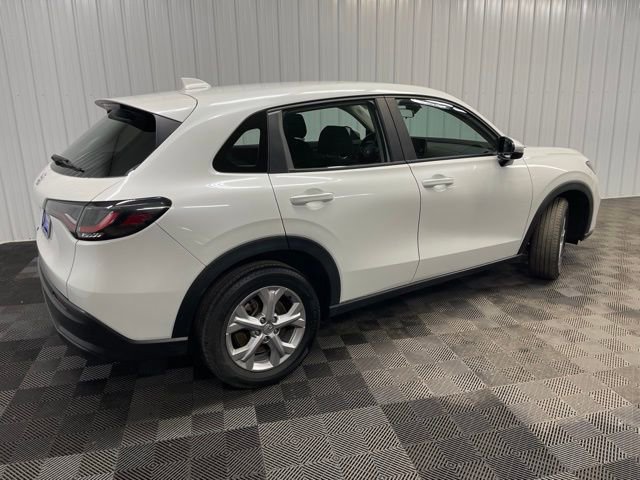Used 2024 Honda HR-V LX image 3
