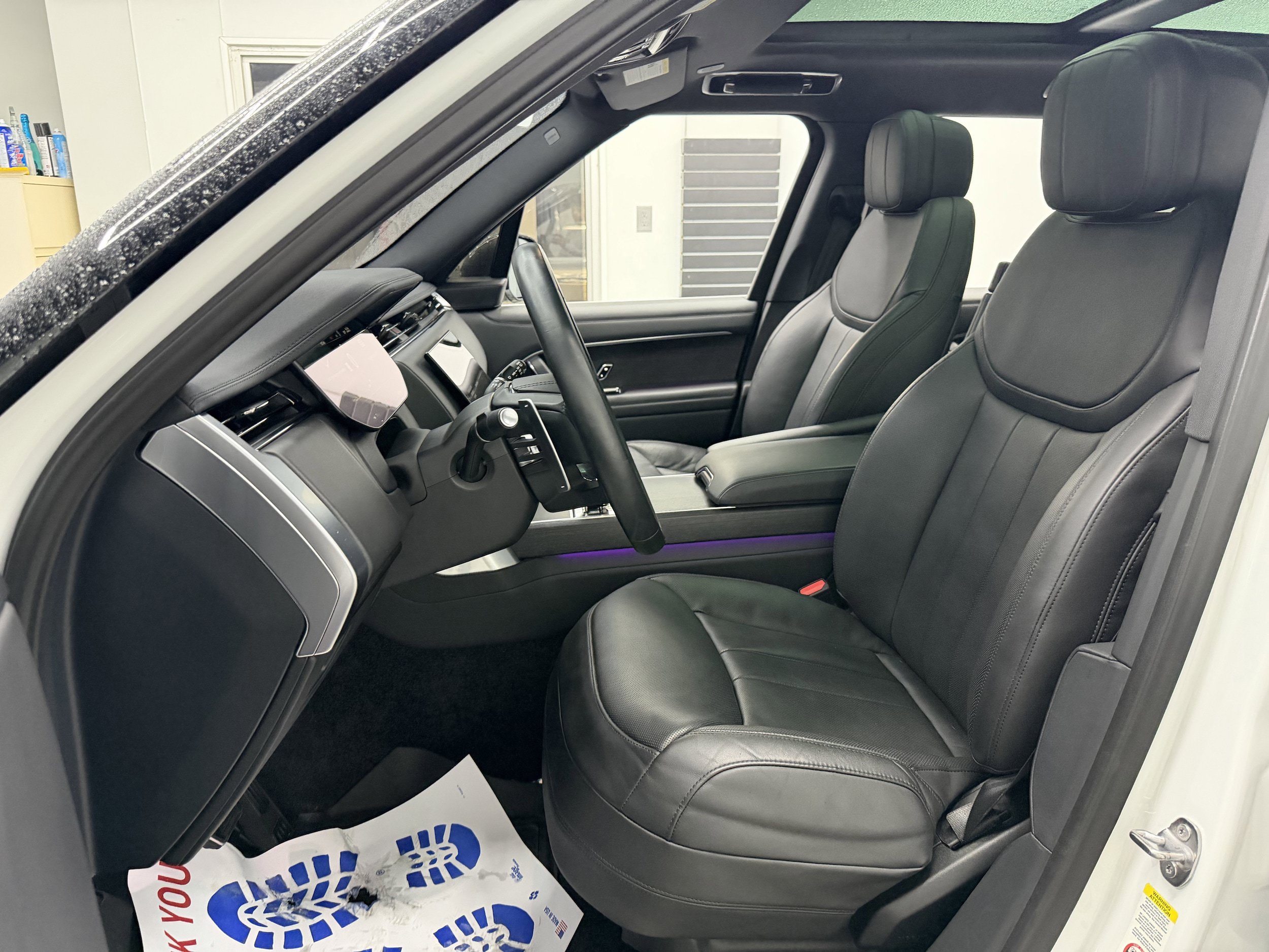 Used 2023 Land Rover Range Rover SE AWD/4WD image 13