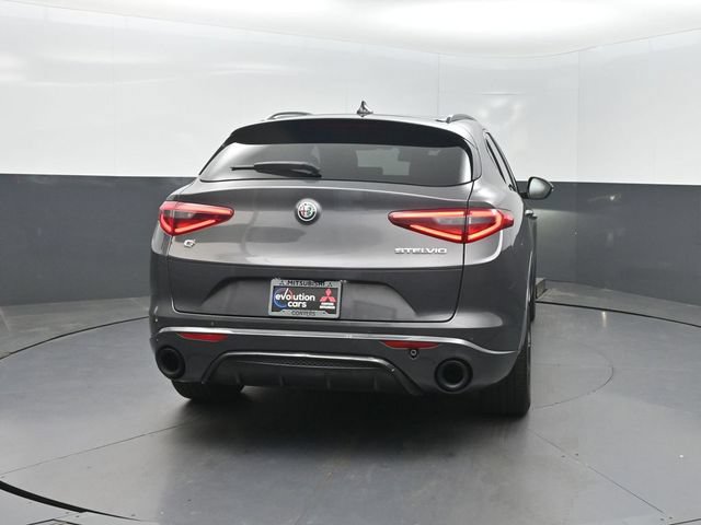 Used 2023 Alfa Romeo Stelvio Veloce AWD/4WD image 30