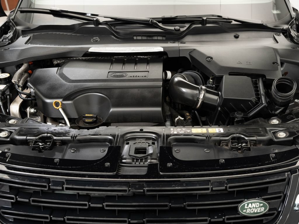 Used 2024 Land Rover Range Rover Evoque Dynamic SE AWD/4WD image 43