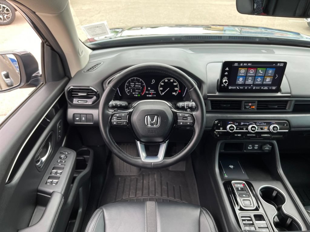 Certified 2024 Honda Pilot Touring image 15