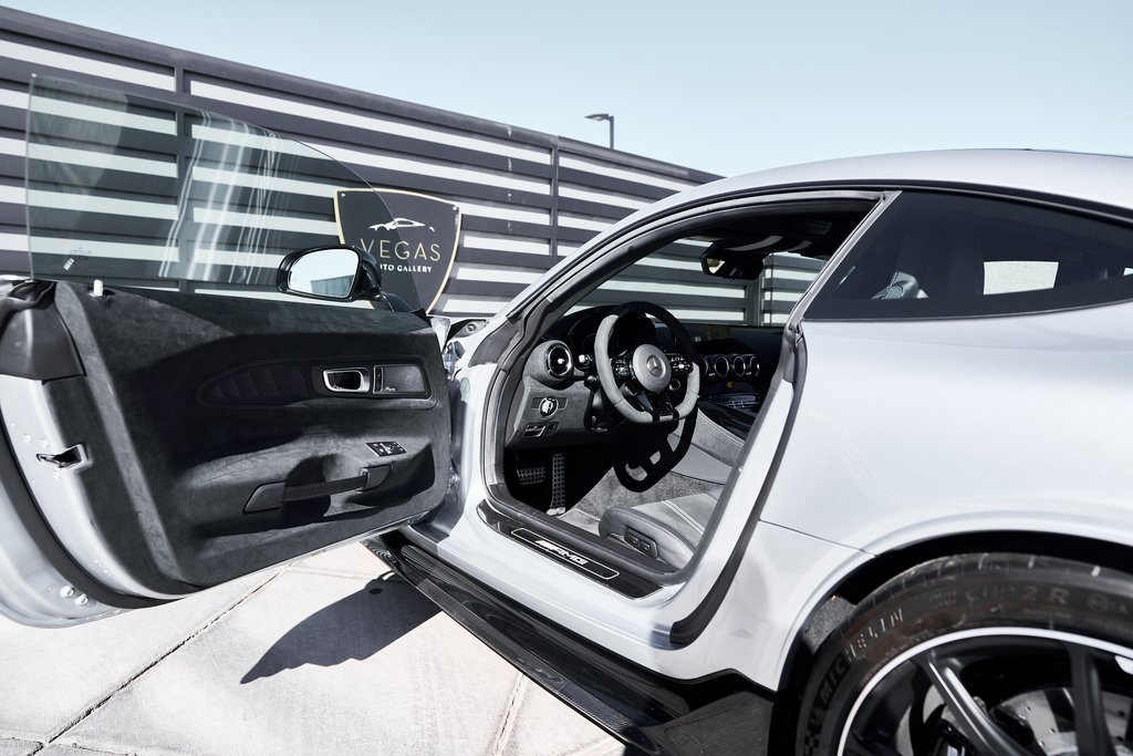 Used 2021 Mercedes-Benz AMG GT Black Series image 40