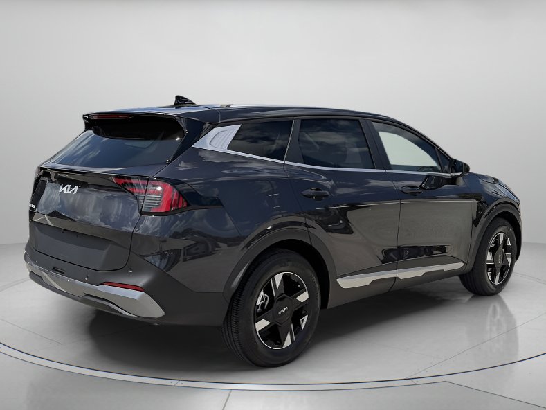 Used 2026 Kia Sportage LX FWD image 3