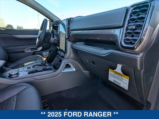 New 2025 Ford Ranger Lariat w/ FX4 Off-Road Package AWD/4WD image 18
