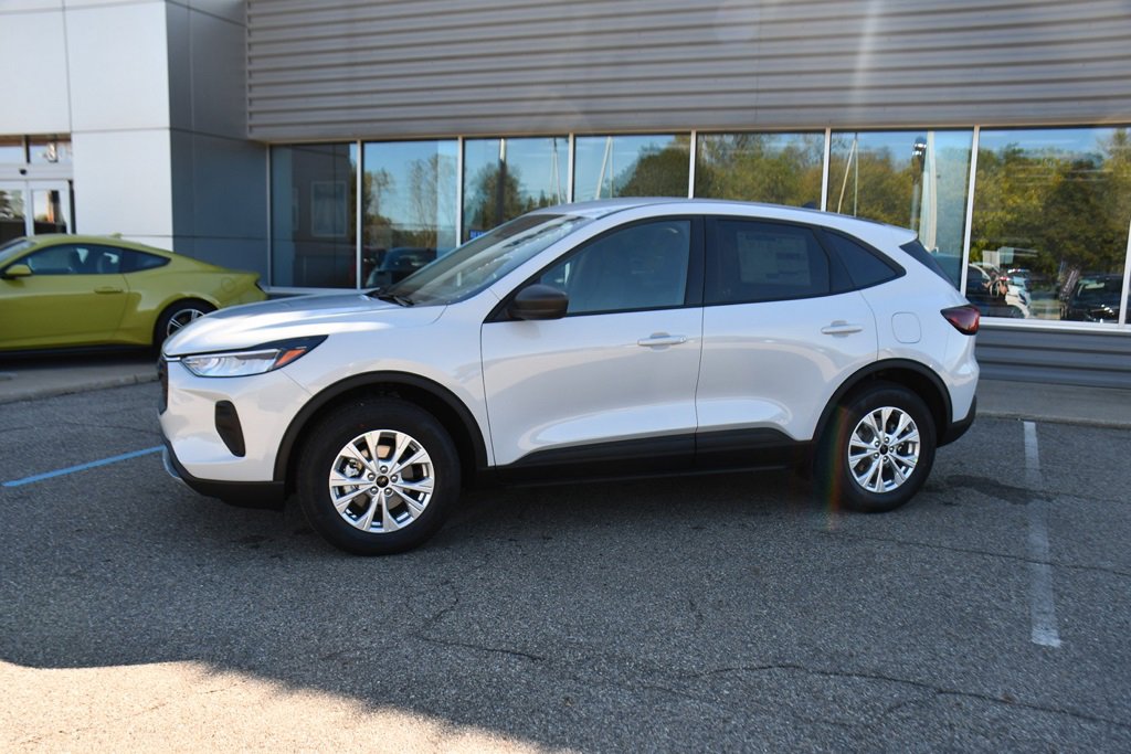 New 2026 Ford Escape Active w/ Tech Pack #1 image 2