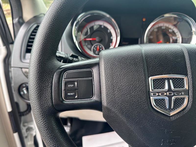 Used 2019 Dodge Grand Caravan SE image 27