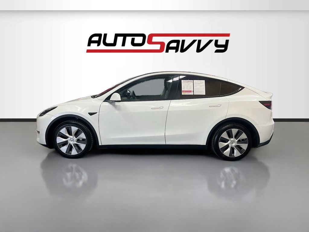 Used 2022 Tesla Model Y Long Range image 4