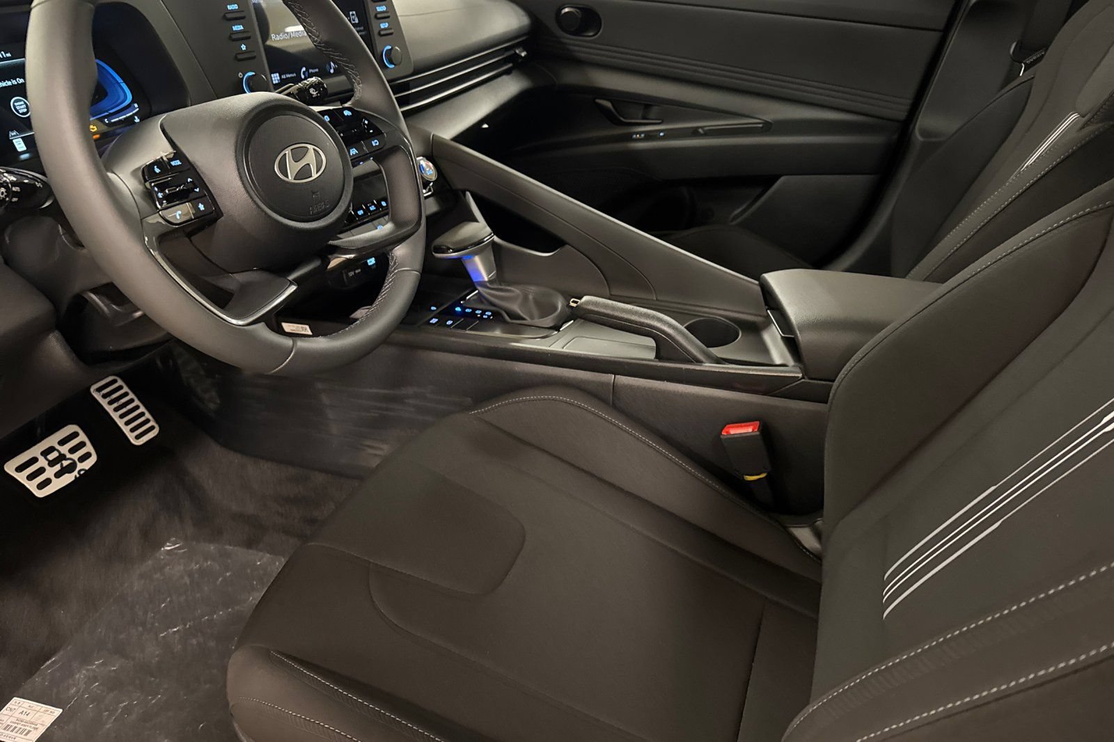 New 2026 Hyundai Elantra Sport FWD image 10