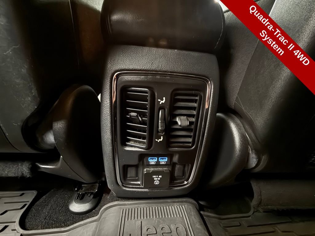 Used 2020 Jeep Grand Cherokee Limited image 29