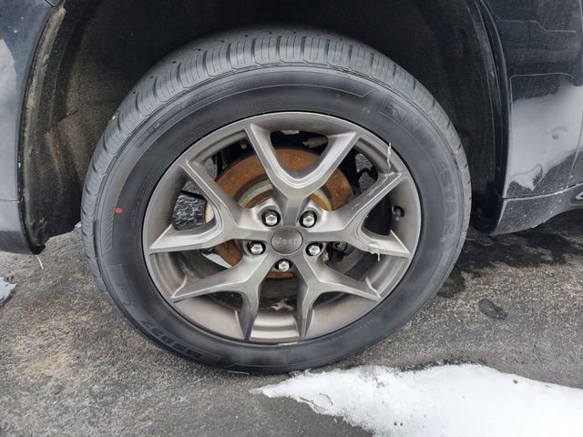 Used 2020 Jeep Grand Cherokee Limited X image 9