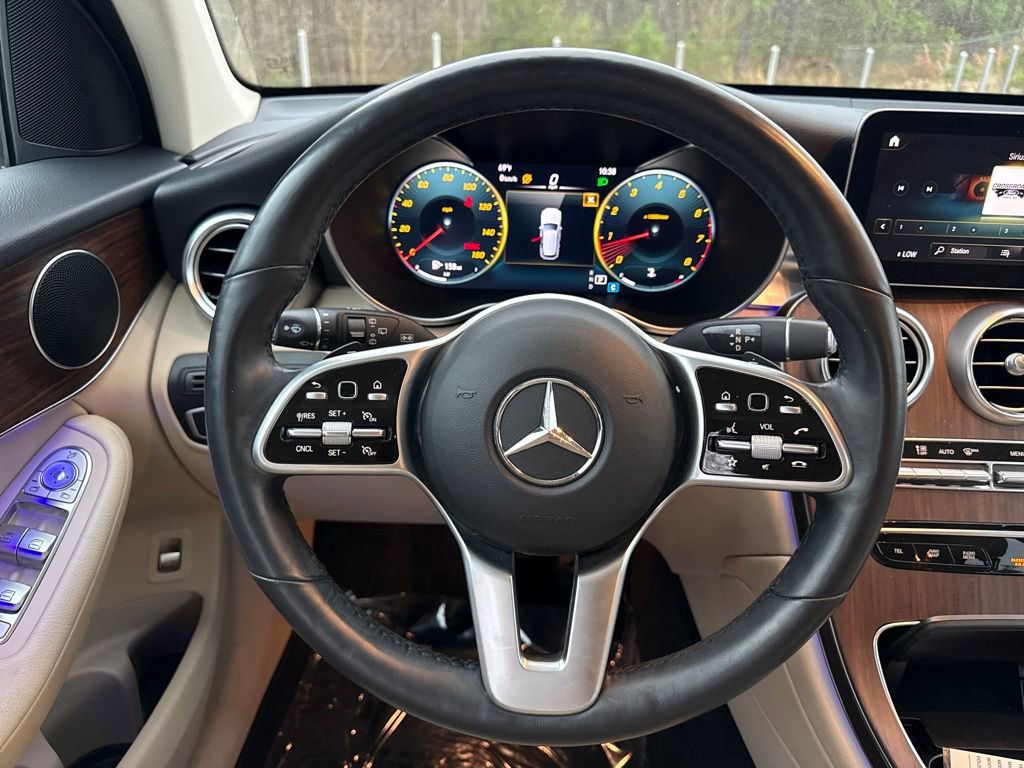 Used 2022 Mercedes-Benz GLC 300 4MATIC w/ Premium Package Lite image 19