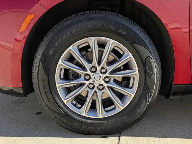 Used 2024 Buick Enclave Premium AWD/4WD image 31