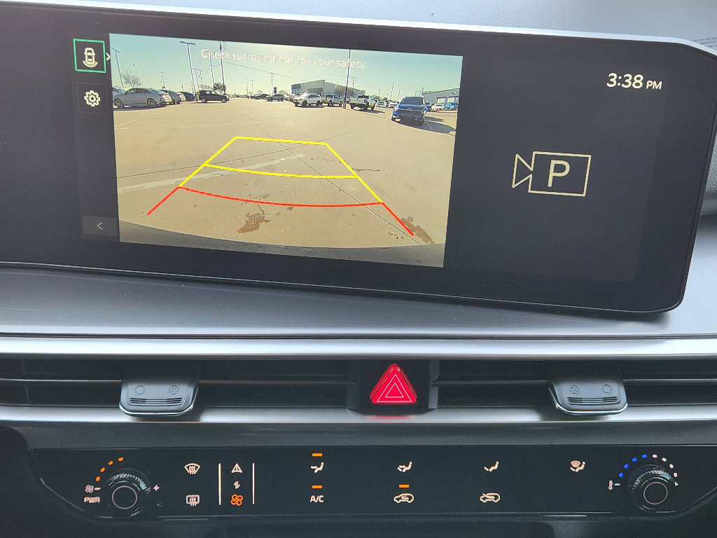 New 2025 Kia Sorento LX image 12