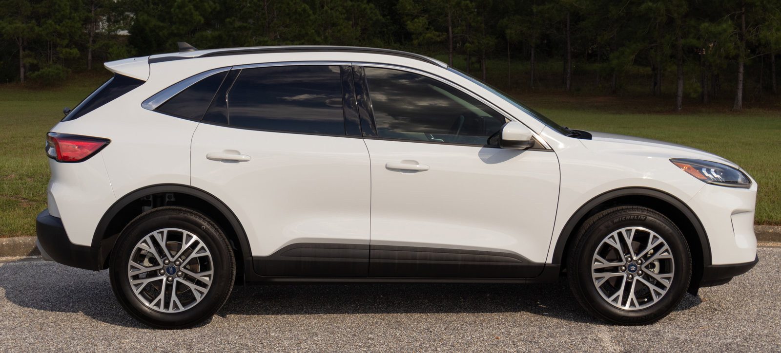 Used 2021 Ford Escape SEL w/ Technology Package AWD/4WD image 7