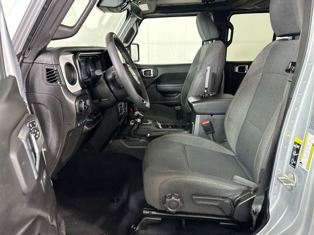 Used 2024 Jeep Wrangler Unlimited w/ Convenience Group image 11