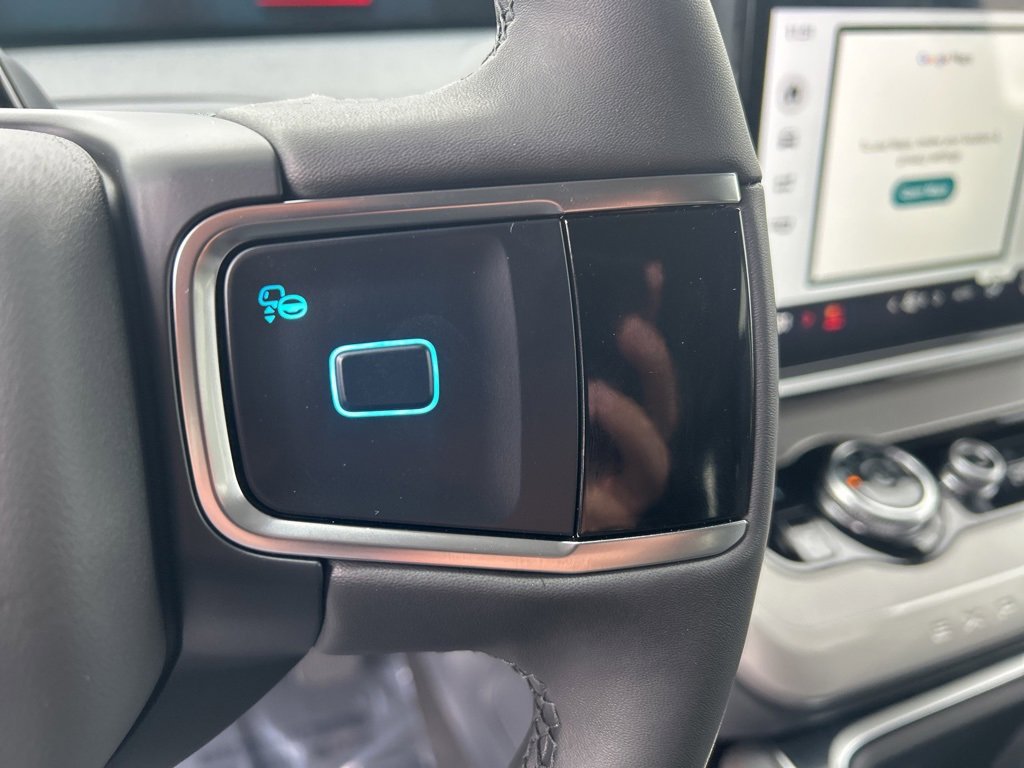 New 2025 Ford Expedition Active image 27