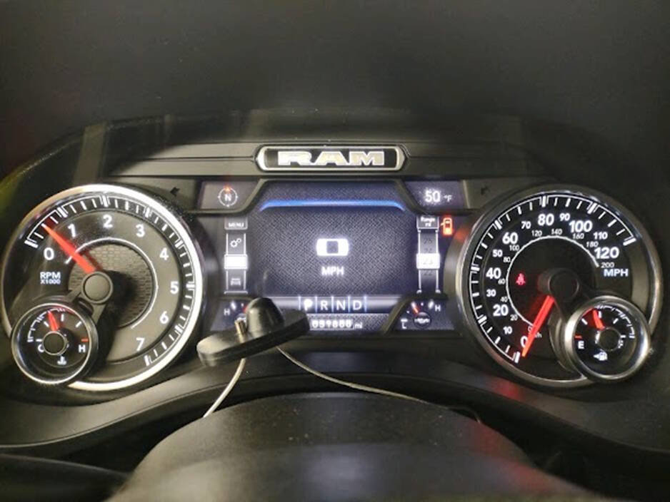 Used 2022 RAM 1500 Laramie image 12