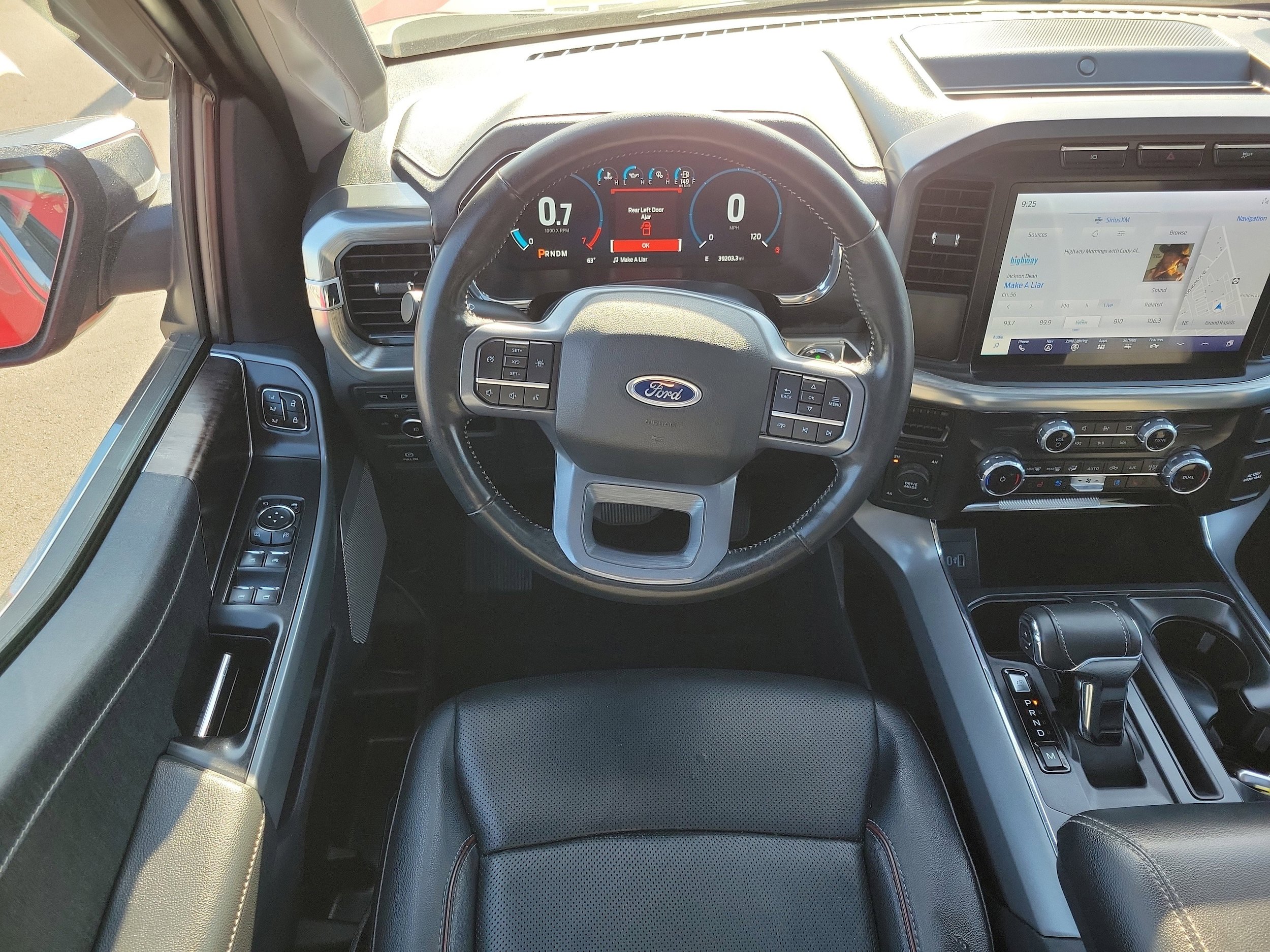 Used 2023 Ford F150 Lariat w/ Bed Utility Package AWD/4WD image 15