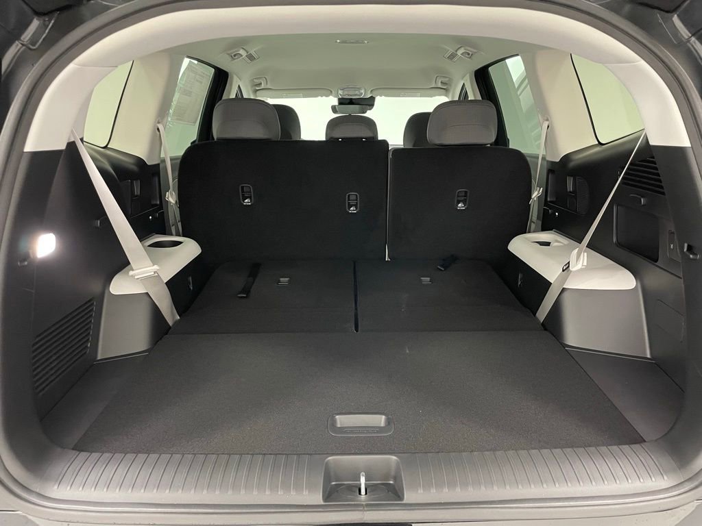 New 2026 Hyundai Ioniq 9 SE image 25