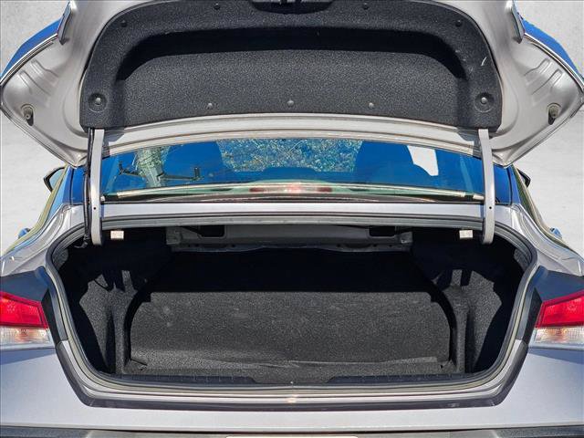 Used 2024 Hyundai Elantra SEL FWD image 6