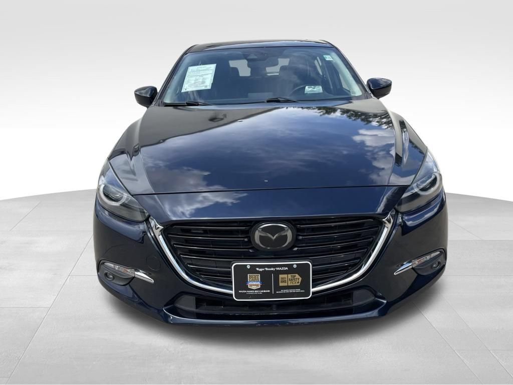 Used 2018 MAZDA MAZDA3 Grand Touring w/ Premium Equipment Package FWD image 2