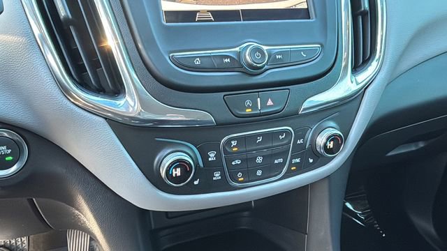 Used 2022 Chevrolet Equinox LT image 30