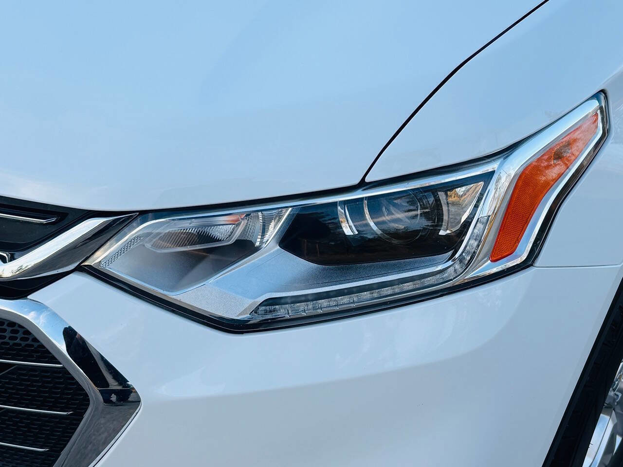 Used 2019 Chevrolet Traverse LT image 11