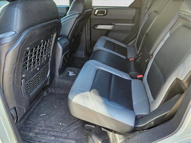 Used 2021 Ford Bronco Black Diamond w/ Sasquatch Package image 17