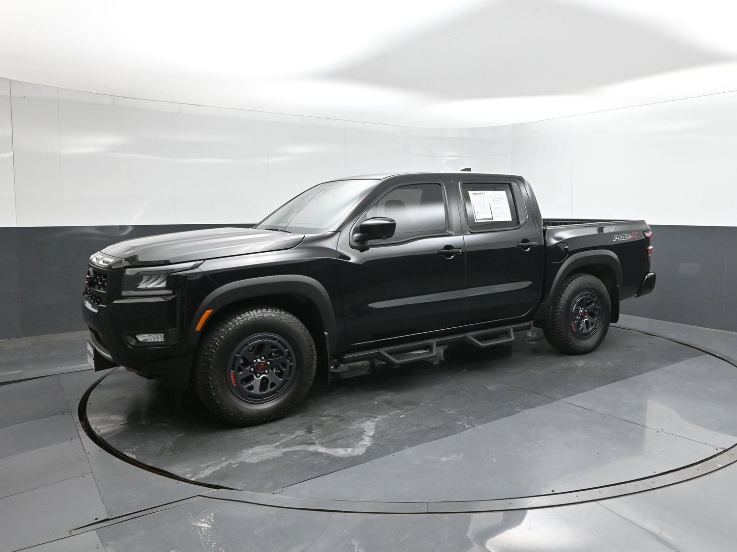 Used 2026 Nissan Frontier Pro-X w/ Pro Premium Package RWD image 1
