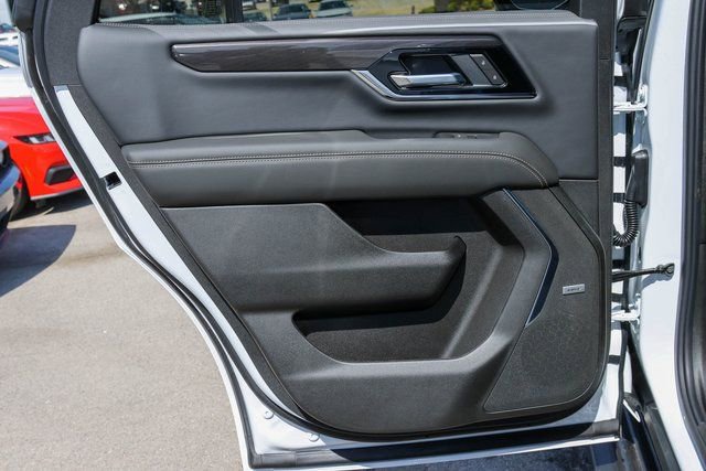 New 2026 GMC Yukon Elevation image 14