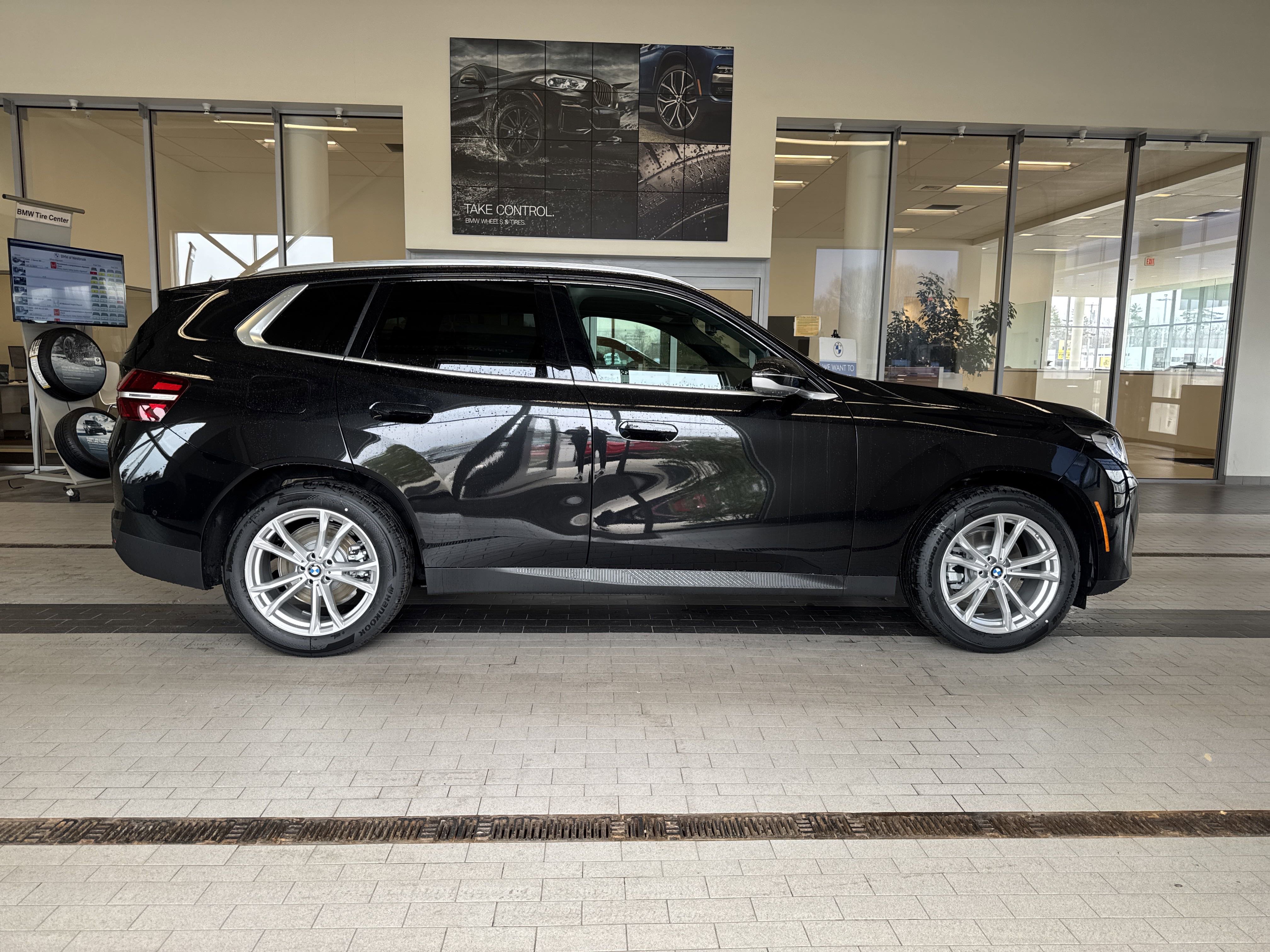 Used 2025 BMW X3 xDrive30i w/ Convenience Package image 4