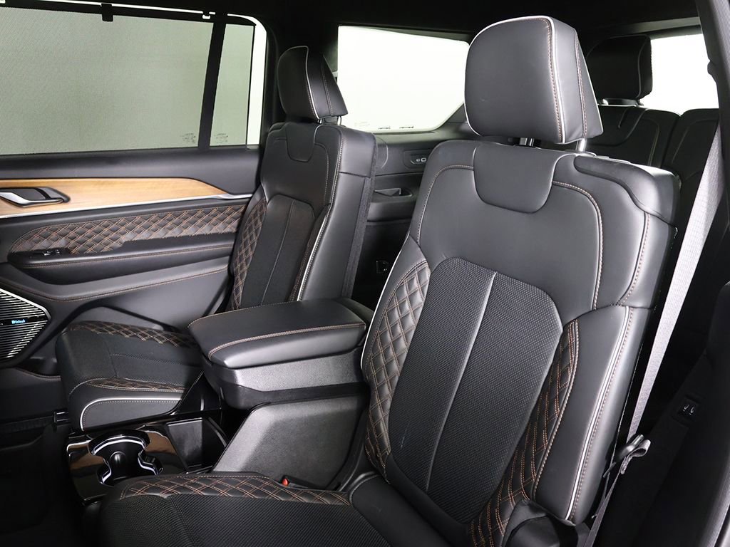 Used 2021 Jeep Grand Cherokee L Summit image 34