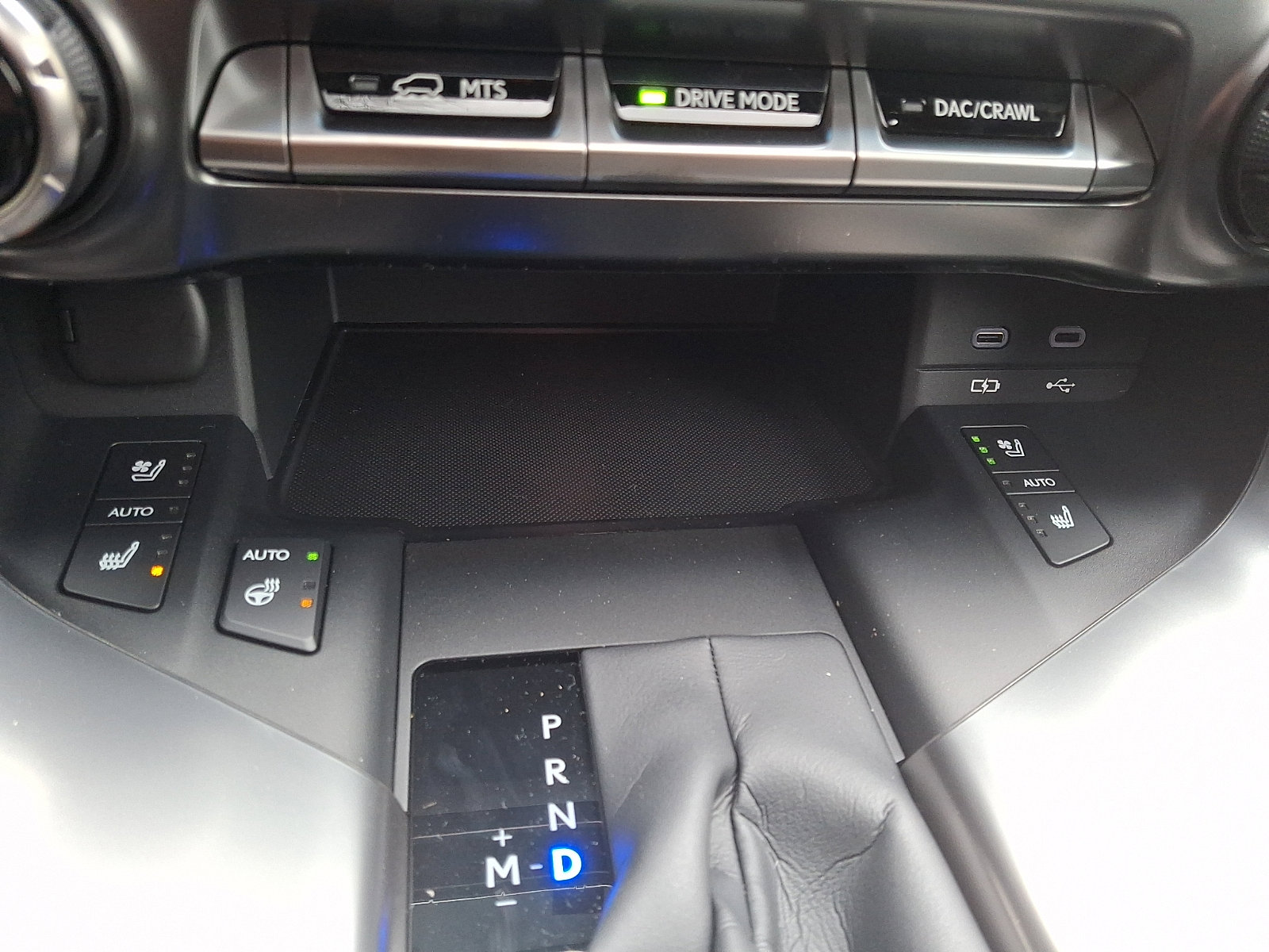 New 2026 Lexus LX 600 F Sport image 13