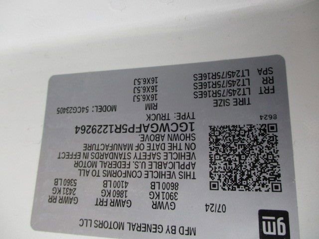 Used 2024 Chevrolet Express 2500 w/ Driver Convenience Package image 12